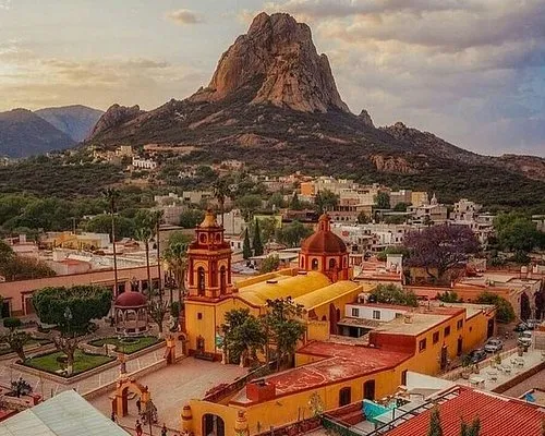 Destinations 23 Queretaro