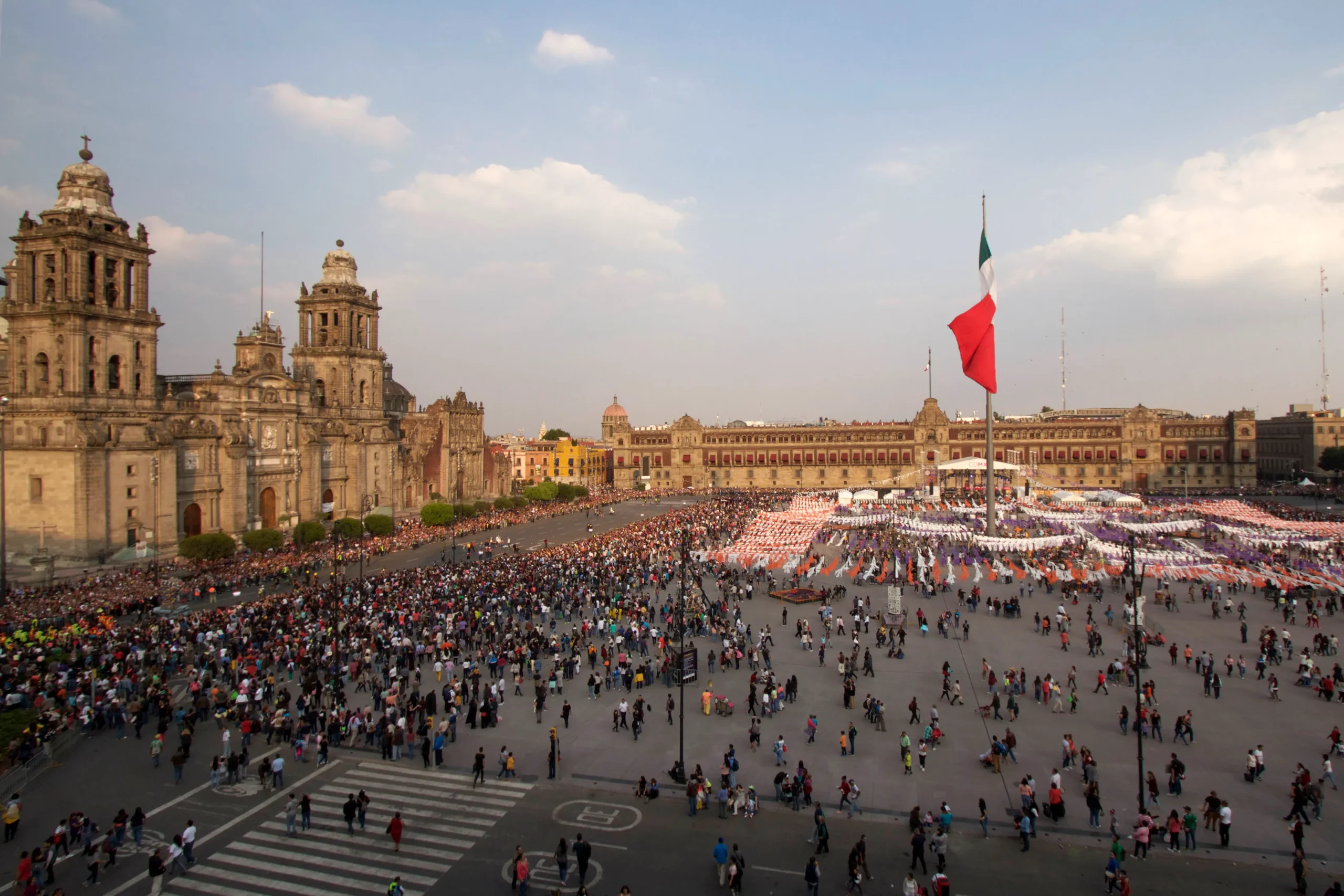 Mexico City 1 Zócalo (Plaza de la Constitución)